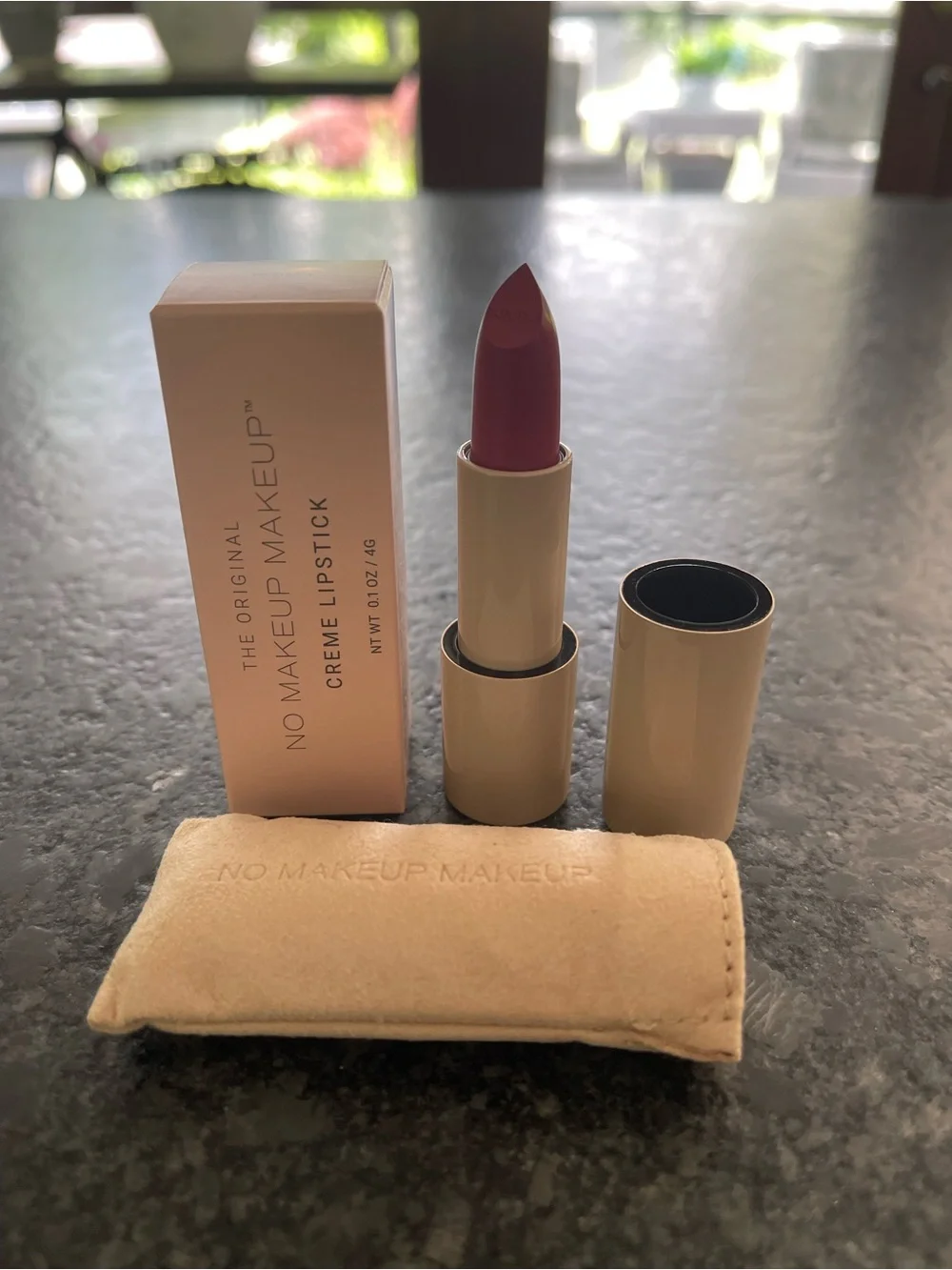 No Makeup Makeup CRÈME CLASSIC LIPSTICK in Plum 01 a muted raspberry